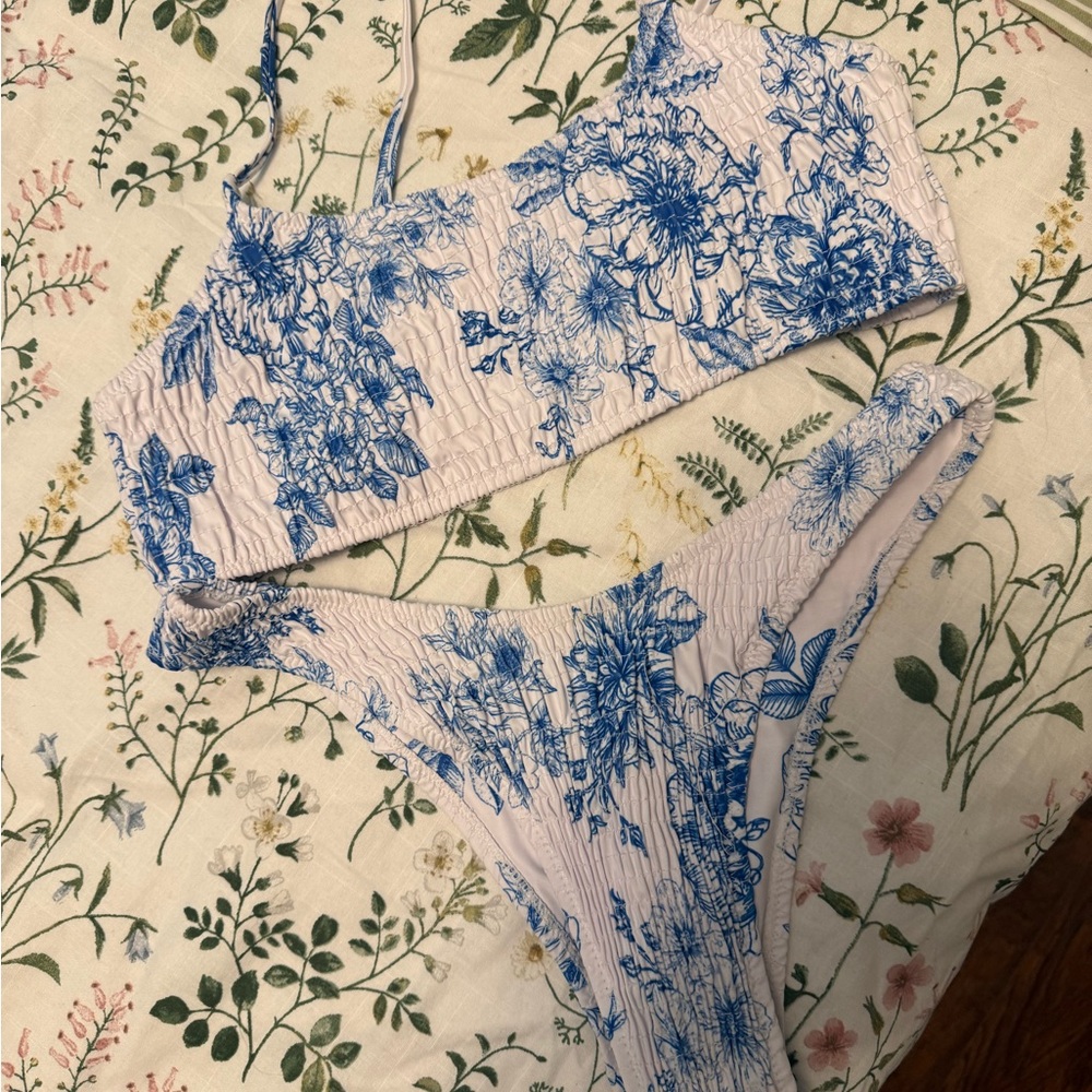 Amazon Blue Floral Women's Bandeau Set